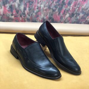 Black old - Mocasin